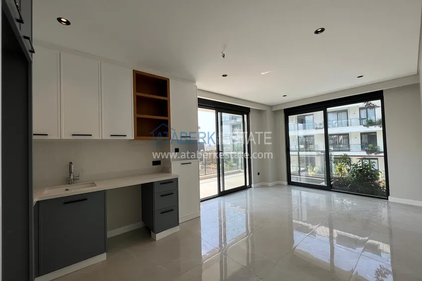 Приобрести Квартира в Алании район Оба с чистовой отделкой и видом на горы 3 