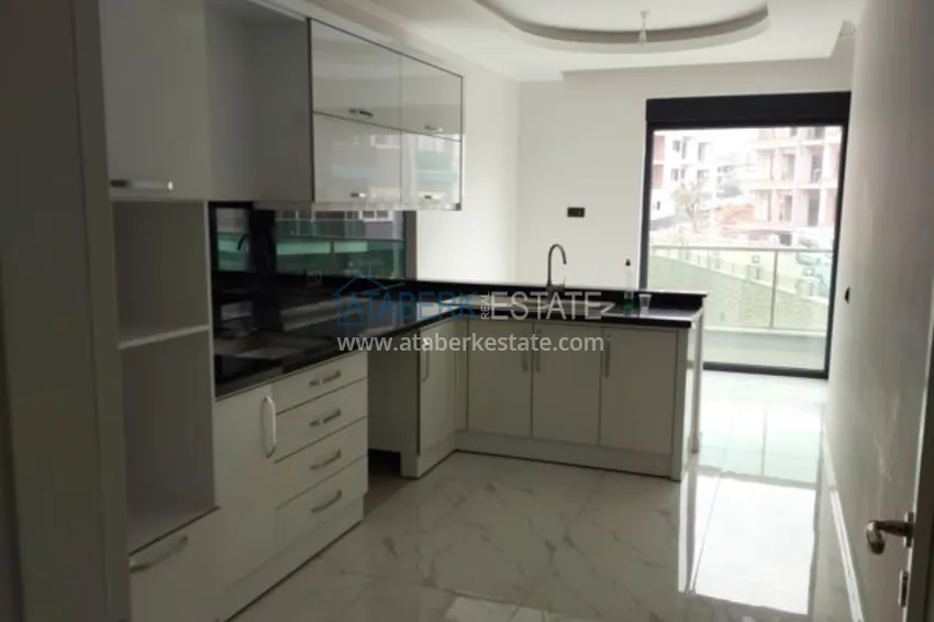 Приобрести Квартира в Оба с отдельной кухней и видом на горы в комфортабельном комплексе 3 