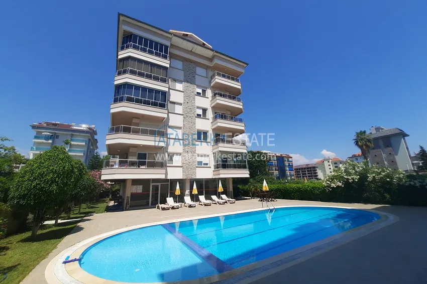 Квартира с мебелью в уютном комплексе на 1 береговой линии в Кестеле 4 