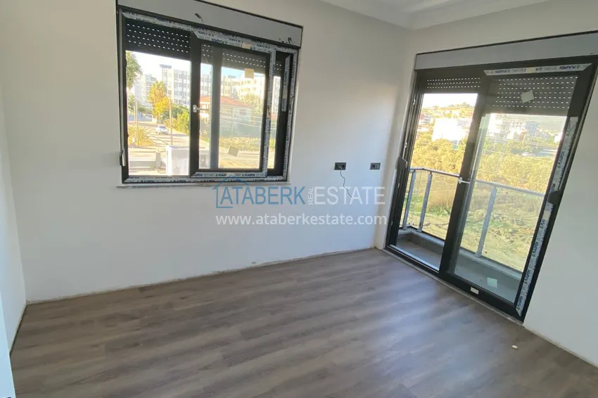 Приобрести Совершенно новая трехкомнатная квартира с видом на горы в Алании - Газипаша 4 