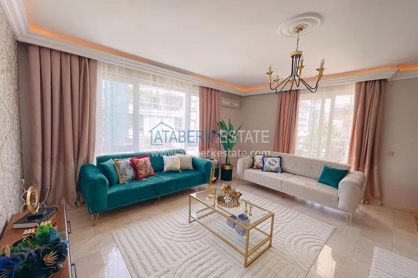 Квартира с 2 спальнями и новой мебелью в жилом комплексе на берегу горной реки – район Оба 1