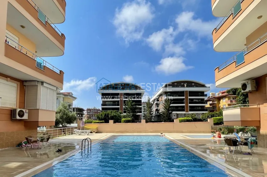 Квартира с мебелью и видом на горы в центре Алании 4