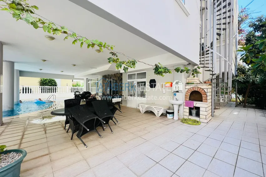 Квартира 2+1 в районе Оба Алания в уютном жилом комплексе 4 