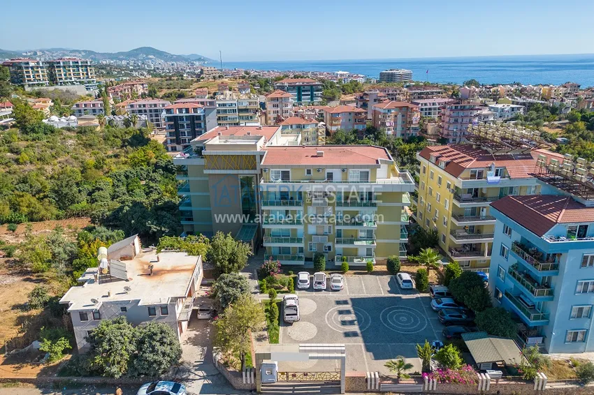 Апартаменты 1+1 с мебелью и видом на горы в районе Кестель, Алания 4 