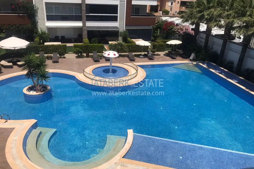 Квартира в районе Оба с мебелью, в современном жилом комплексе 4 