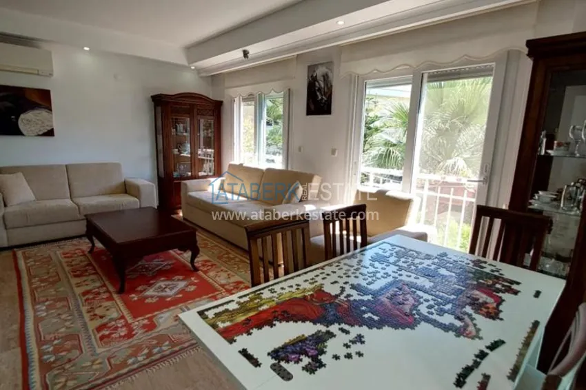 Приобрести Трёхкомнатная квартира в жилом комплексе, Алания район Оба 6 