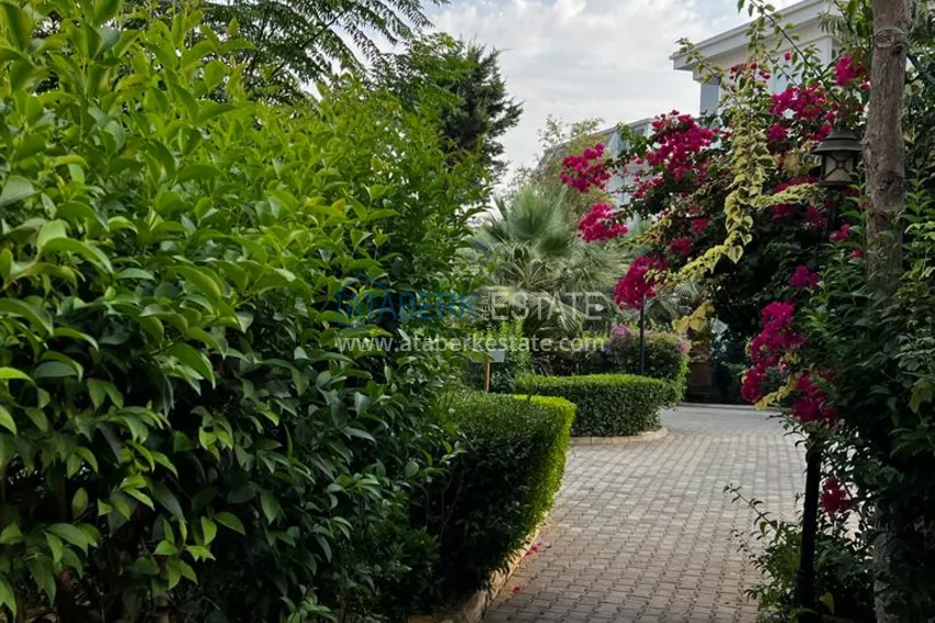 Квартира в Оба с застеклённым балконом в уютном комплексе 8 