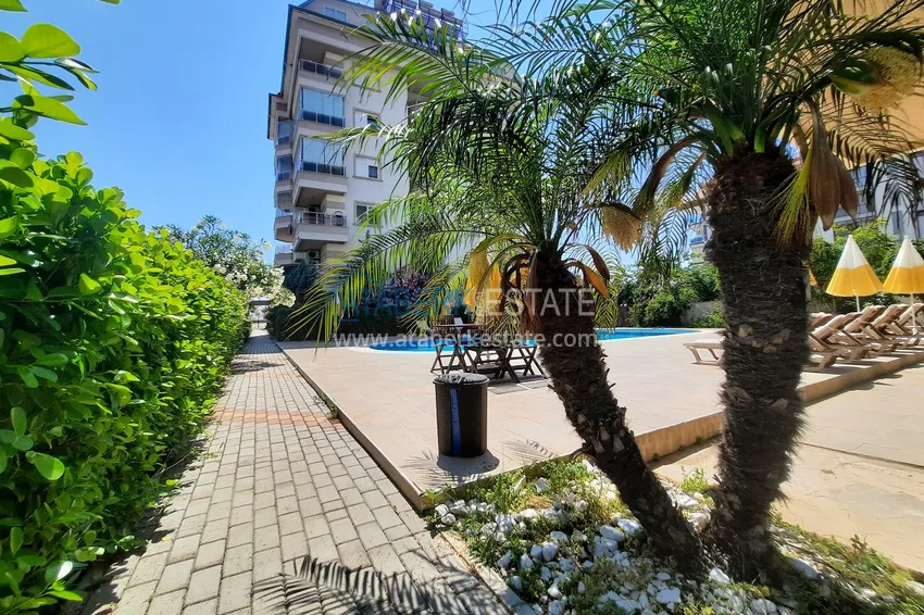 Квартира с мебелью в уютном комплексе на 1 береговой линии в Кестеле 8 