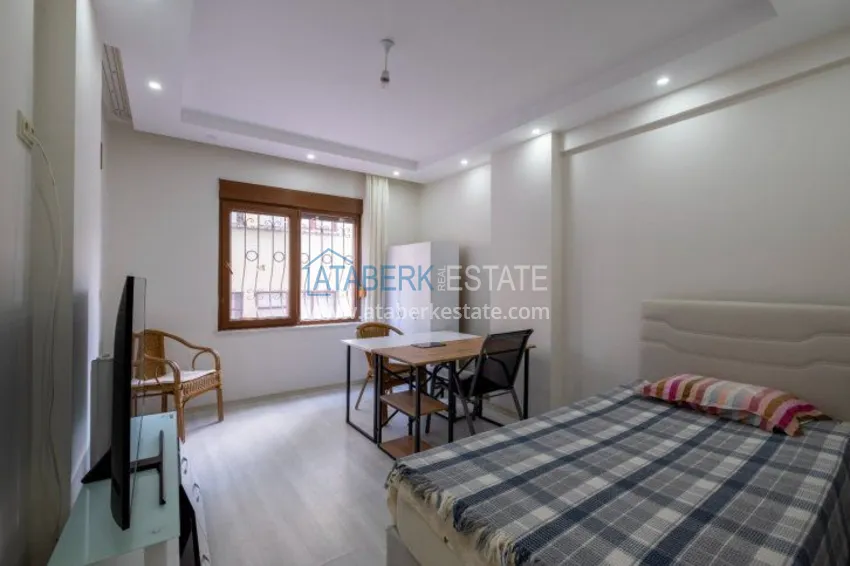 Приобрести Квартира в центре Алании трехкомнатная, с мебелью и застекленным балконом 10 