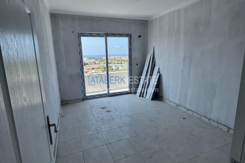 Приобрести Двухуровневый пентхаус в Алании - Конаклы с видом на море в новостройке 5 