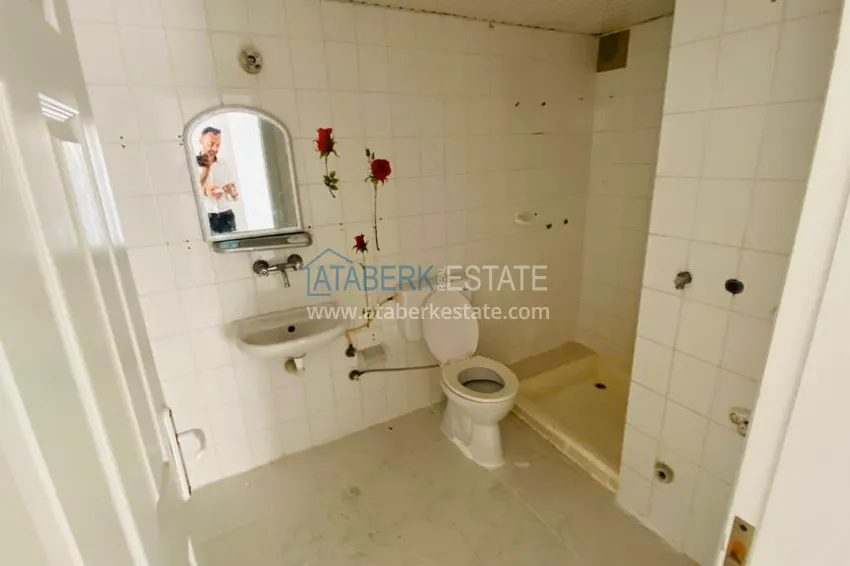 Приобрести Городская квартира в центре Алании в жилом турецком доме  10 