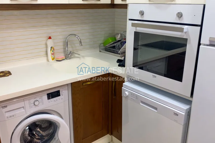 Приобрести Двухкомнатная квартира с мебелью, застекленным балконом и с панорамным открытым видом на море и горы – Газипаша 12 