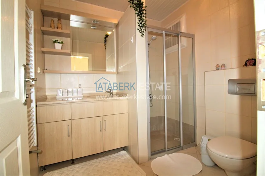 Приобрести Квартира в Тосмуре просторная с мебелью и видом на горы в комфортабельном комплексе 12 