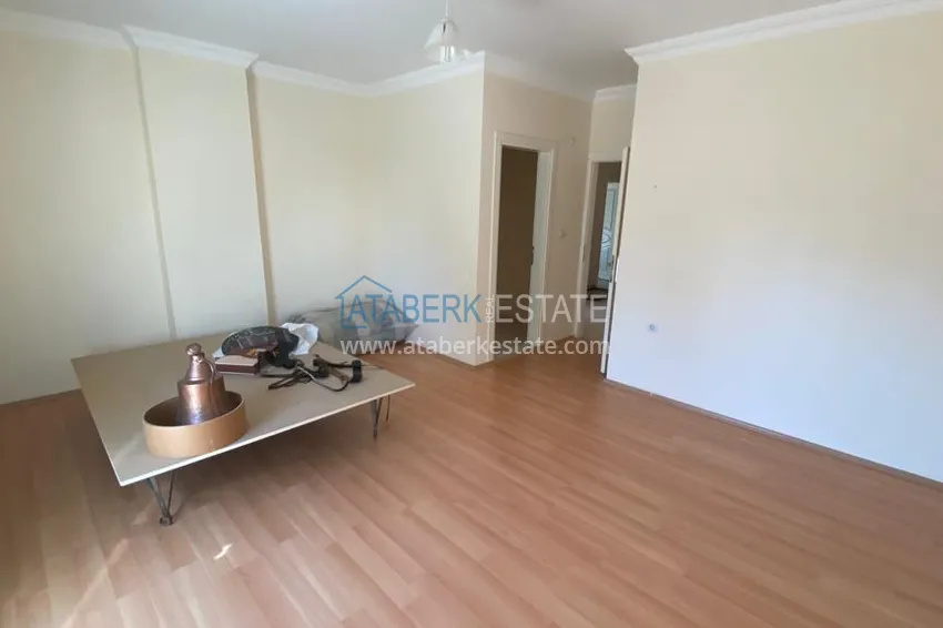 Приобрести Просторная четырехкомнатная городская квартира в Газипаше 14 