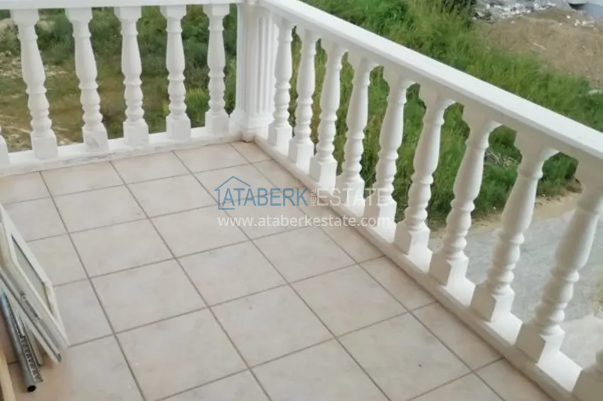 Приобрести Уютная меблированная квартира 3+1 с видом на горы после ремонта в Газипаше 18 