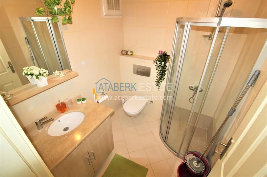 Приобрести Квартира в Тосмуре просторная с мебелью и видом на горы в комфортабельном комплексе 13 