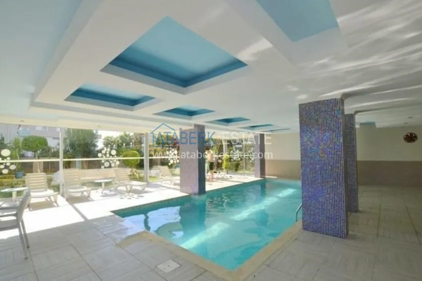 Квартира в Кестеле с мебелью, в комплексе на первой береговой линии 20 