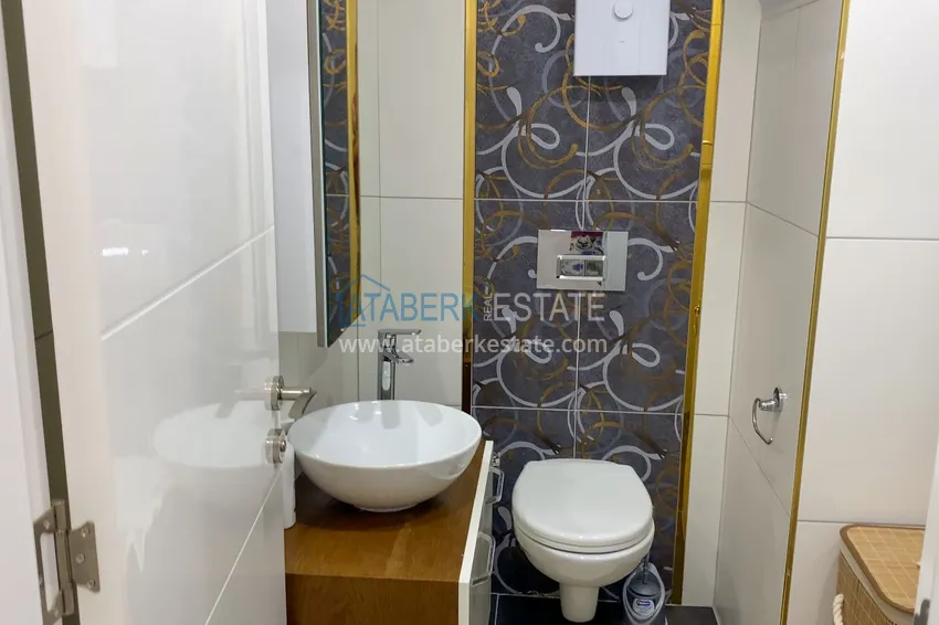 Приобрести Двухкомнатная квартира с мебелью, застекленным балконом и с панорамным открытым видом на море и горы – Газипаша 16 