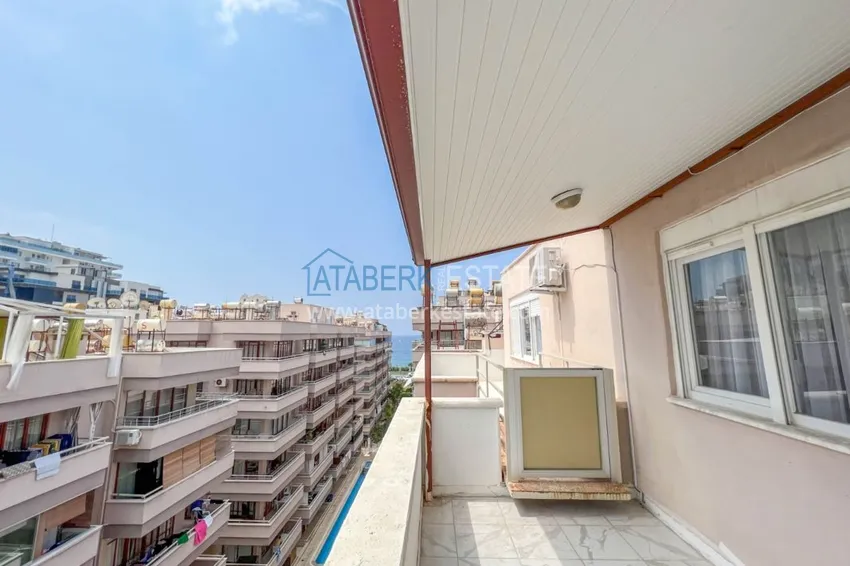 Приобрести Двухкомнатная квартира на берегу моря с новой мебелью - первая линия Махмутлар 18