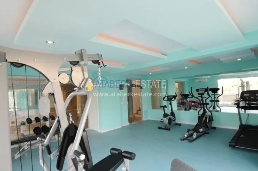 Квартира в Кестеле с мебелью, в комплексе на первой береговой линии 22 