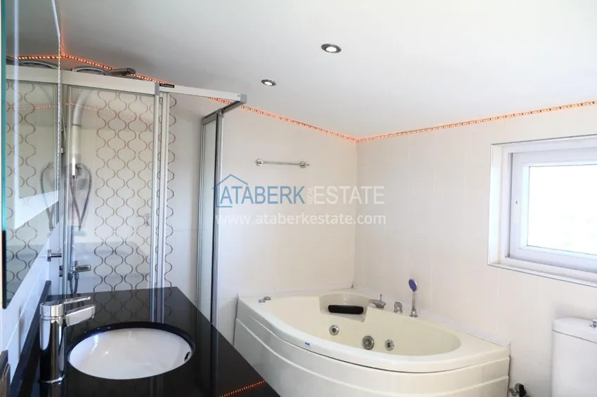 Приобрести Двухэтажная квартира в районе Тосмур с мебелью в комплексе на берегу горной реки  19 