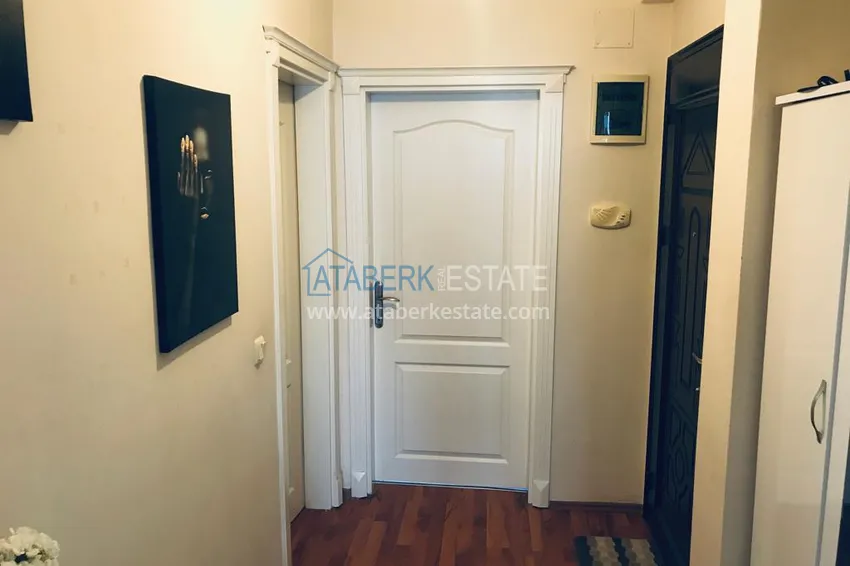 Приобрести Городская двухкомнатная квартира напрямую от собственника с мебелью - центр Алании 1