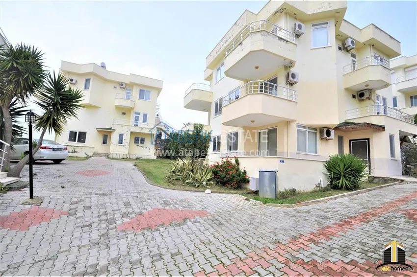 Трехкомнатная квартира мебелью в комплексе закрытого типа – Демирташ, Алания 1 