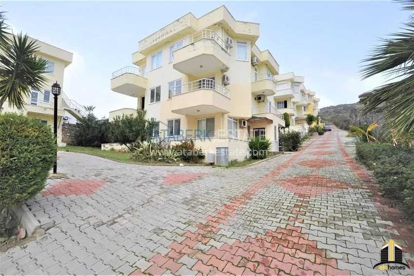 Трехкомнатная квартира мебелью в комплексе закрытого типа – Демирташ, Алания 2 