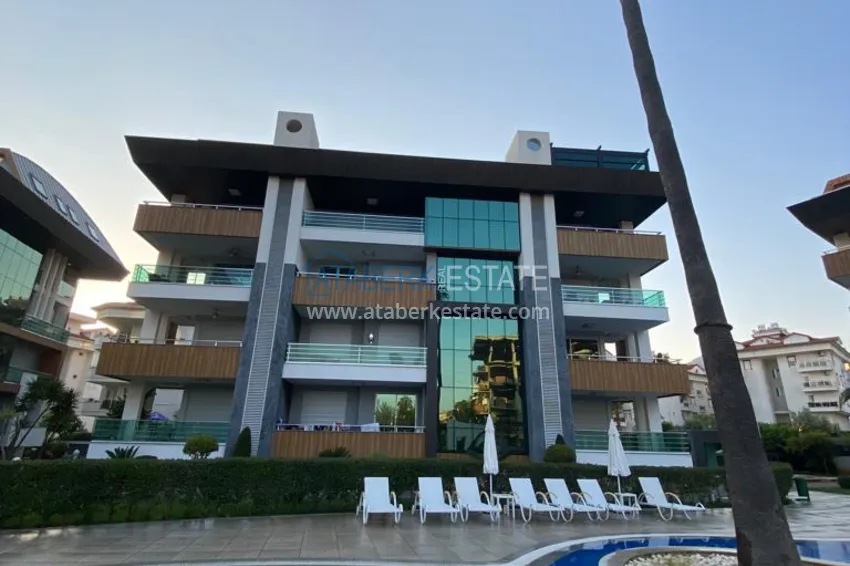 Трёхкомнатная квартира с новой мебелью – Алания район Оба 3