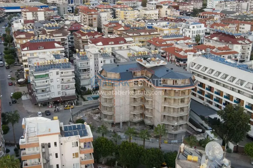 Двухкомнатная квартира в районе Оба в комплексе на этапе строительства 3 