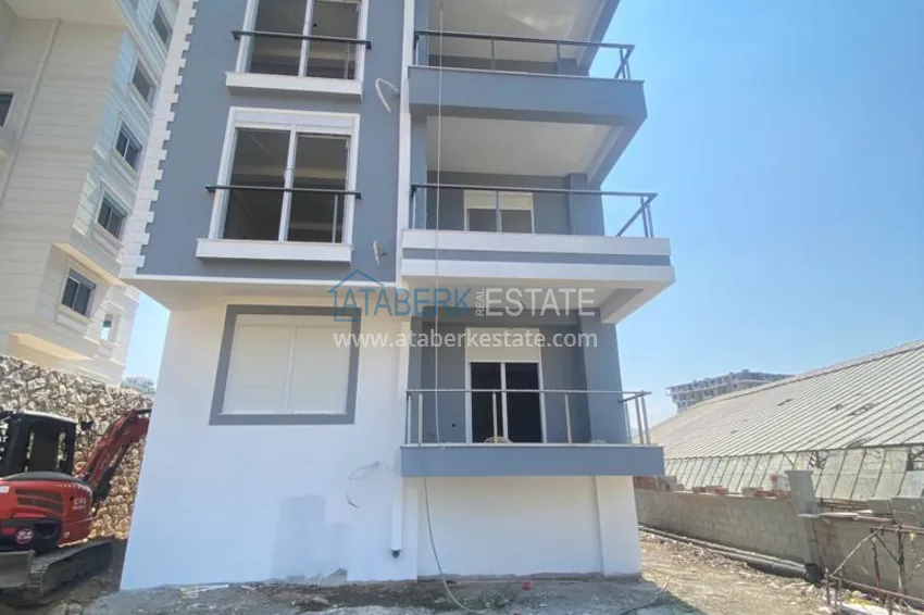 Трехкомнатная квартира с чистовой отделкой в новом доме – Газипаша 2 