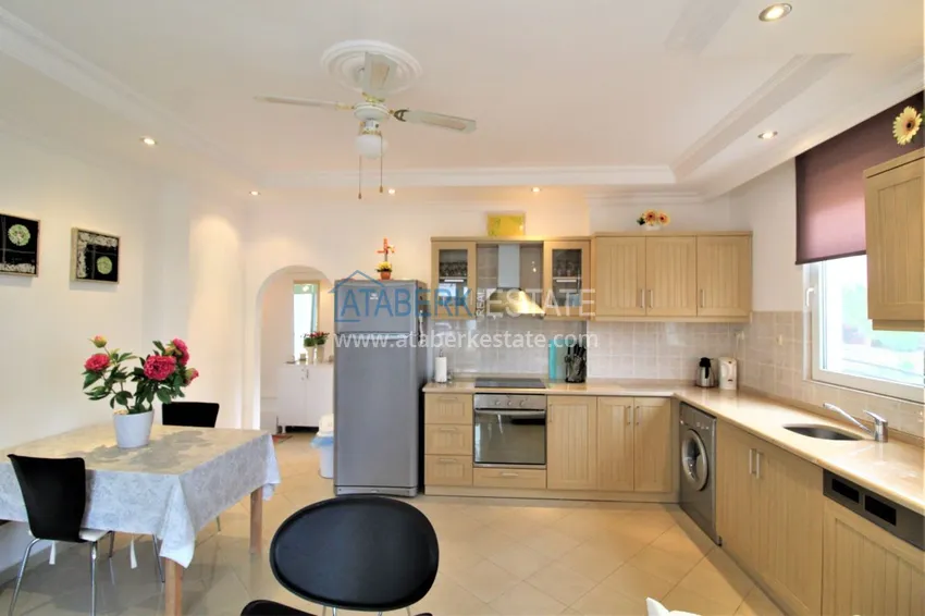 Приобрести Квартира в Тосмуре просторная с мебелью и видом на горы в комфортабельном комплексе 3 