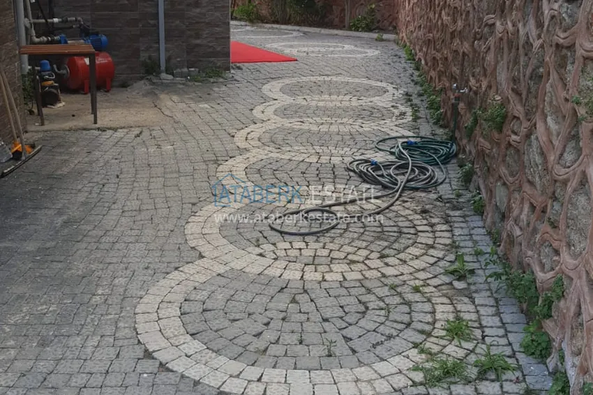 Квартира в районе Тосмур двухкомнатная с современной мебелью и застекленным балконом 4 