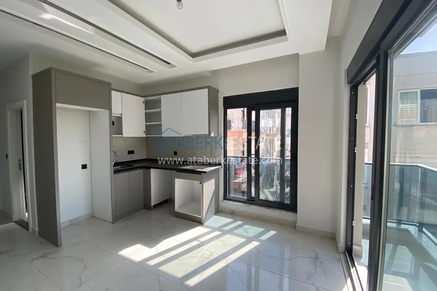 Приобрести Апартаменты 1+1 с чистовой отделкой – новостройка, центр Алании 1