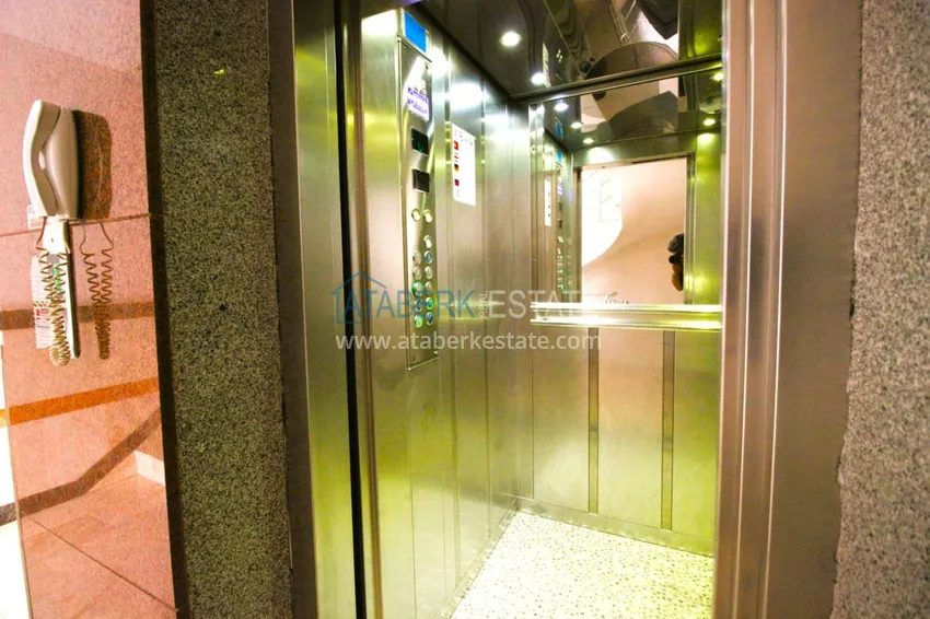 Квартира в центре района Махмутлар с авторским ремонтом и новой современной мебелью 4