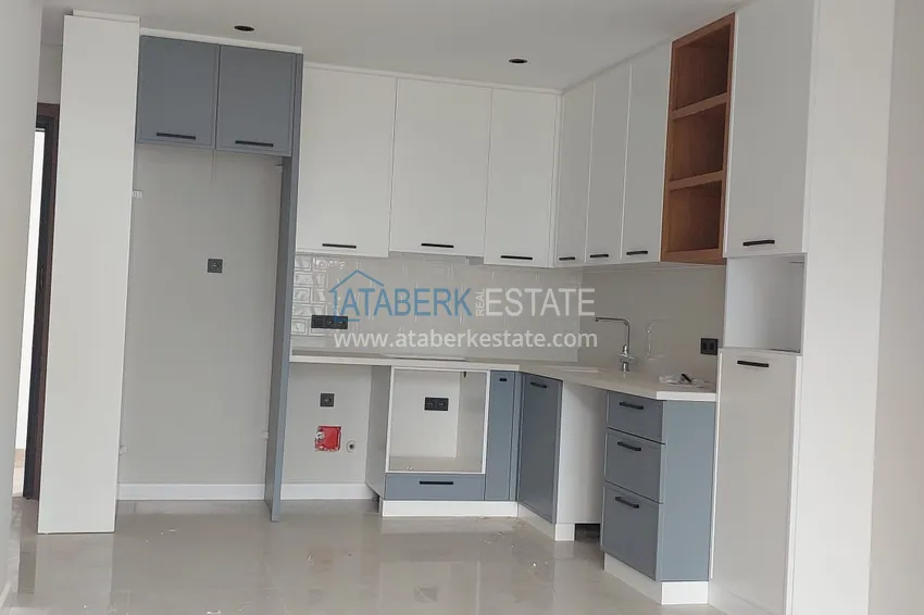 Приобрести Квартира в Оба с видом на горы в новом комплексе комфорт-класса 3 