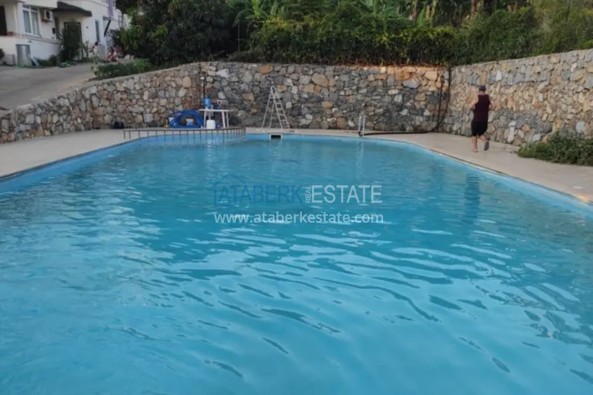 Трехкомнатная квартира мебелью в комплексе закрытого типа – Демирташ, Алания 4 