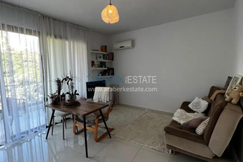 Приобрести Двухкомнатная квартира с мебелью в элитной резиденции – Алания, район Кестель 8 