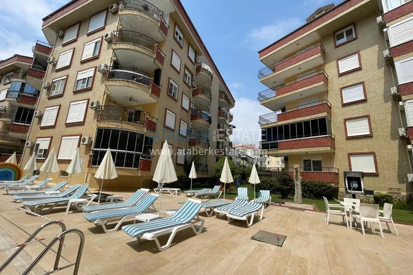 Квартира с мебелью, застеклённым балконом и видом на горы, Оба – Алания 6 