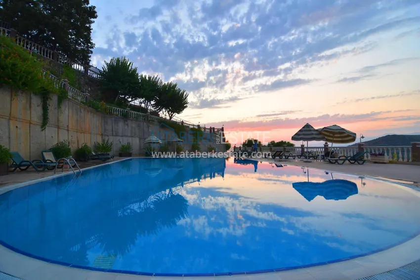 Квартира 3+1 в апарт-вилле на территории уникального жилого комплекса - Махмутлар 5