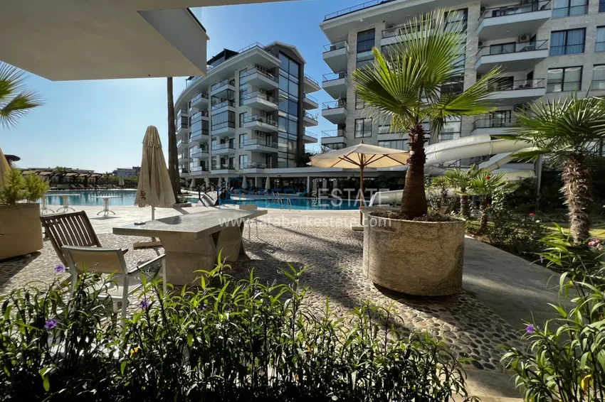 Двухкомнатная квартира с мебелью в элитной резиденции – Алания, район Кестель 5 