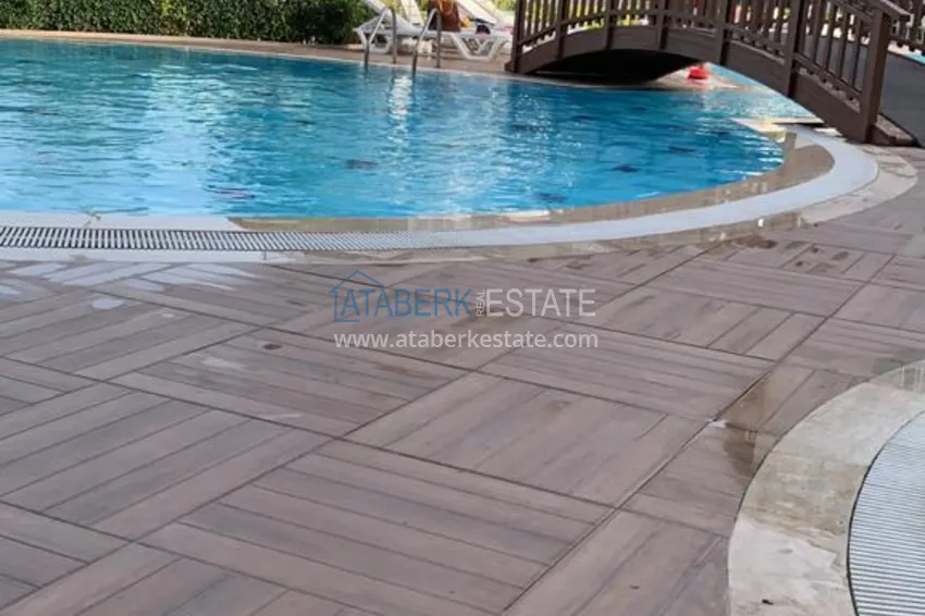 Квартира в Кестеле с мебелью, в комплексе на первой береговой линии 9 