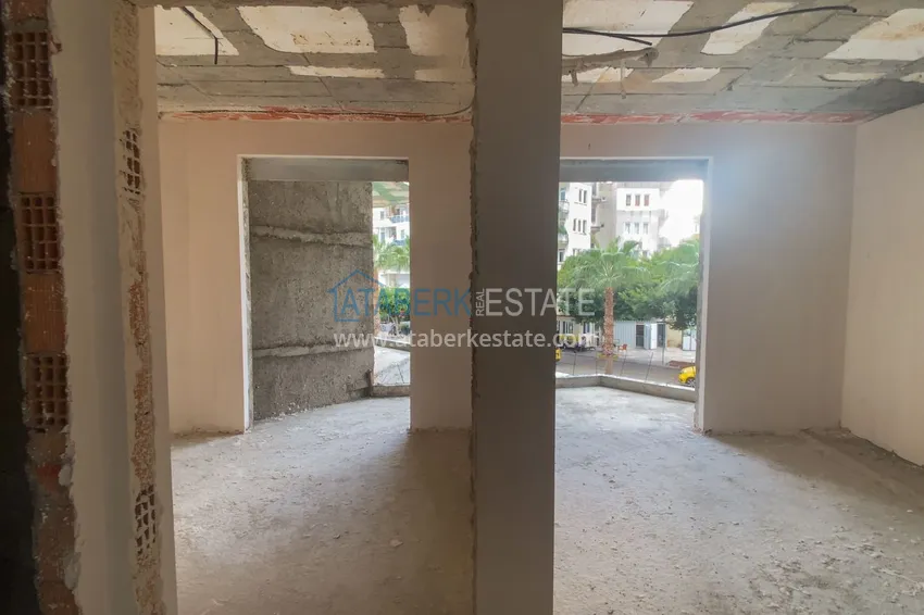 Приобрести Двухкомнатная квартира в районе Оба в комплексе на этапе строительства 1 