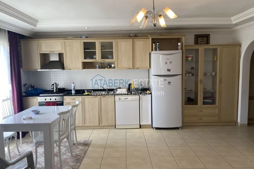 Приобрести Квартира с мебелью, застеклённым балконом и видом на горы, Оба – Алания 7 