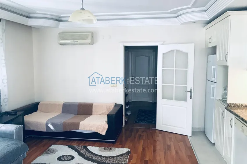 Приобрести Городская двухкомнатная квартира напрямую от собственника с мебелью - центр Алании 8