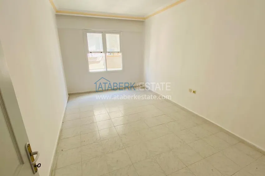 Приобрести Городская квартира в центре Алании в жилом турецком доме  8 