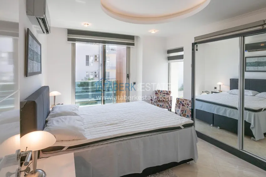 Приобрести Трёхкомнатная квартира с новой мебелью – Алания район Оба 8