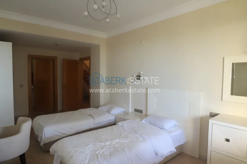 Приобрести Квартира 3+1 в апарт-вилле на территории уникального жилого комплекса - Махмутлар 9