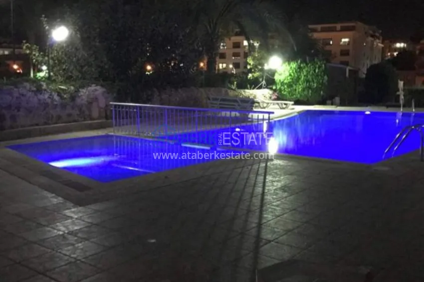 Двухэтажная квартира в районе Тосмур с мебелью в комплексе на берегу горной реки  4 