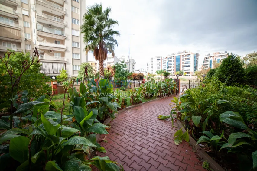 Предложение от собственника – меблированная квартира 3+1 в центре Анталии, Муратпаша 3 